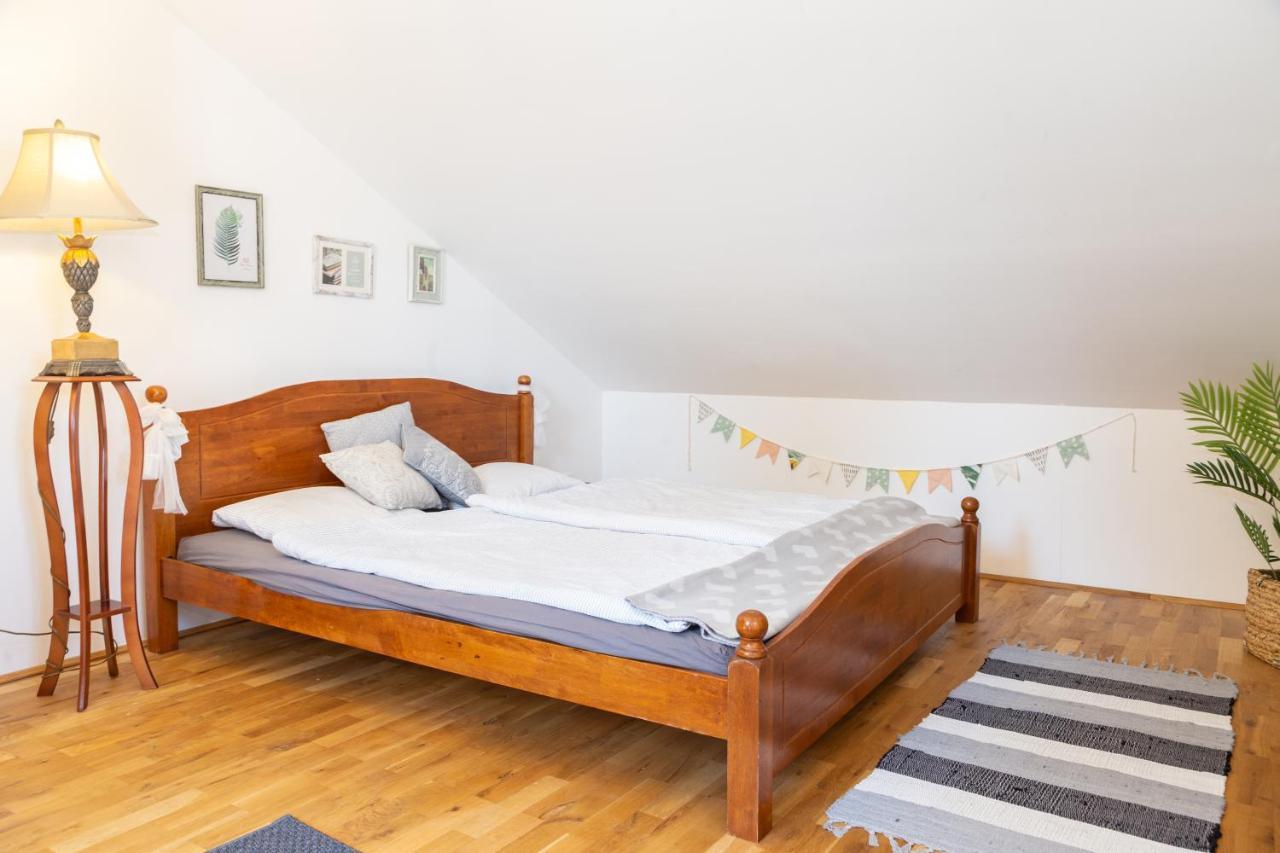Vanilia Apartman Егер Екстериор снимка